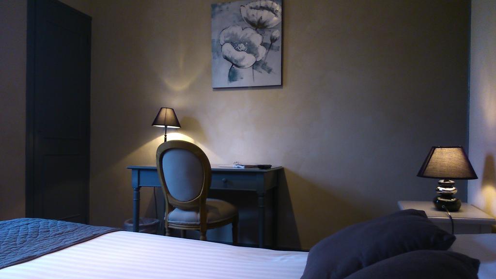 Hotel & Restaurant Le Moulin De Chameron, The Originals Relais Bannegon Exteriör bild