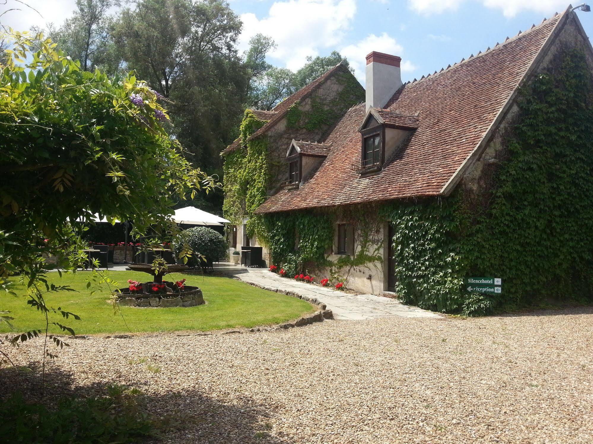 Hotel & Restaurant Le Moulin De Chameron, The Originals Relais Bannegon Exteriör bild